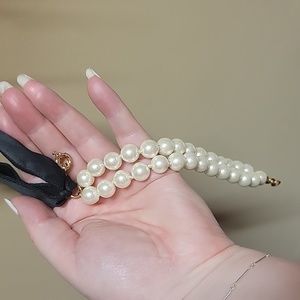 Pearl-like double beaded bracelet